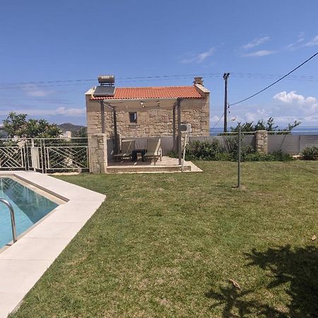 Pantanassa Villas Agia Marina  Exterior photo